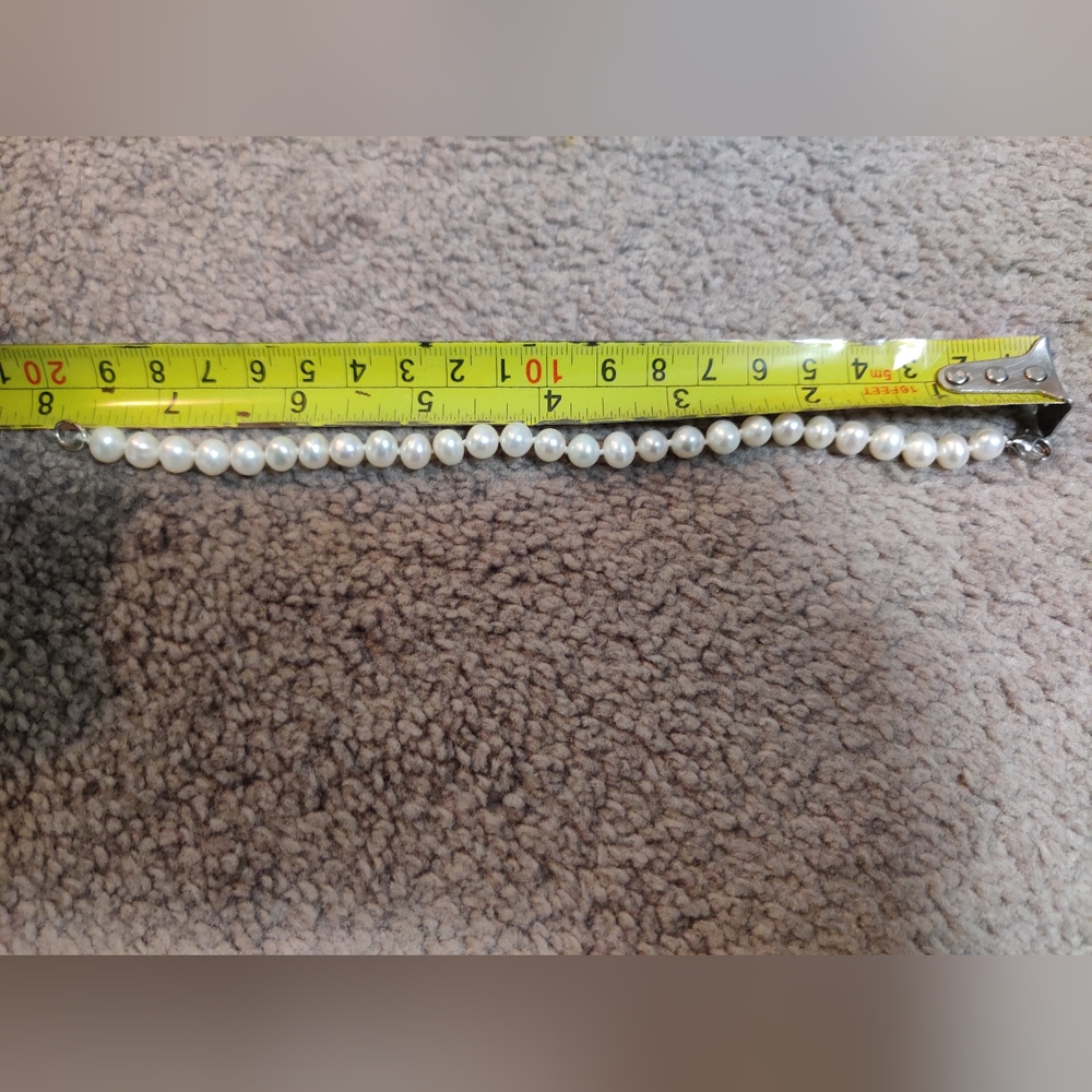 Genuine pearl bracelet